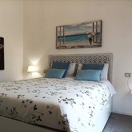 Symposion B&B Apart Naples Luaran gambar
