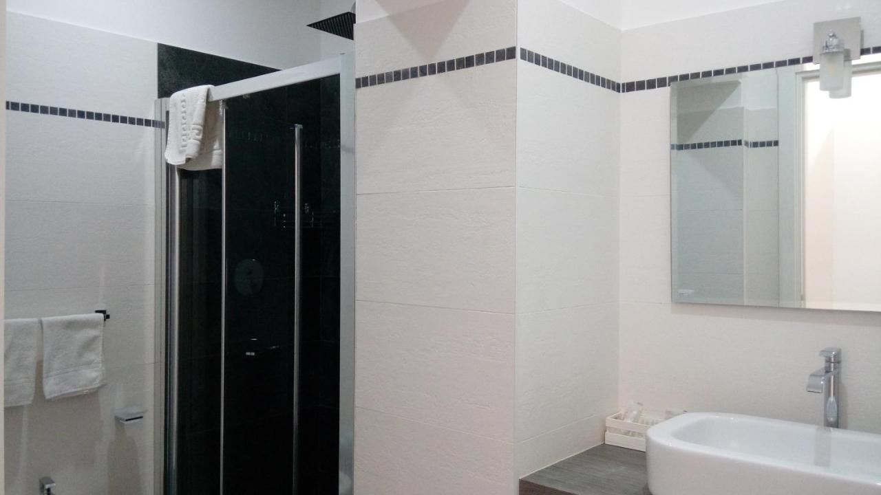 Symposion B&B Apart Naples Luaran gambar