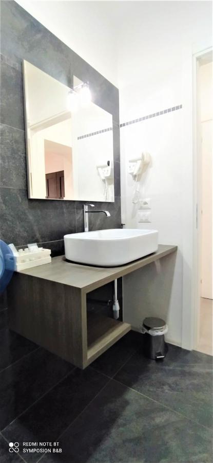 Symposion B&B Apart Naples Luaran gambar