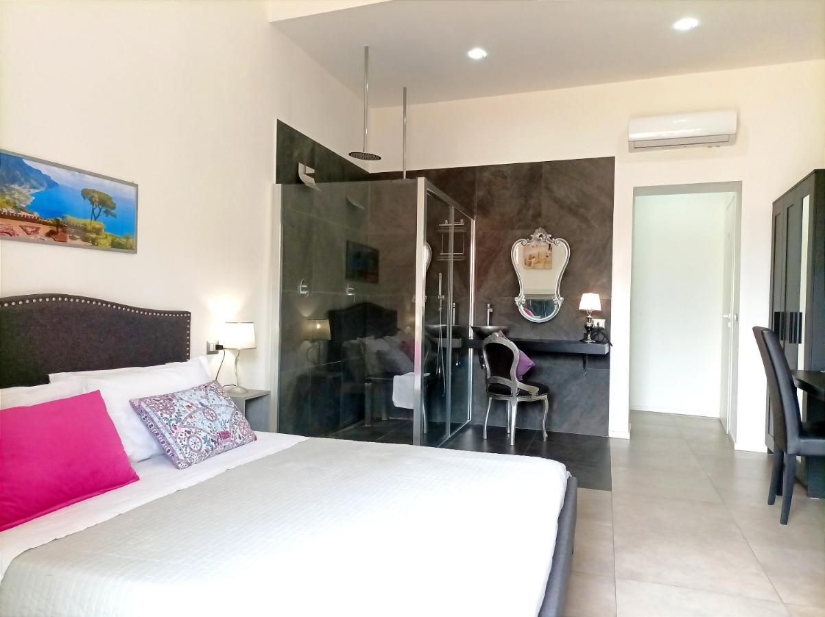 Symposion B&B Apart Naples Luaran gambar